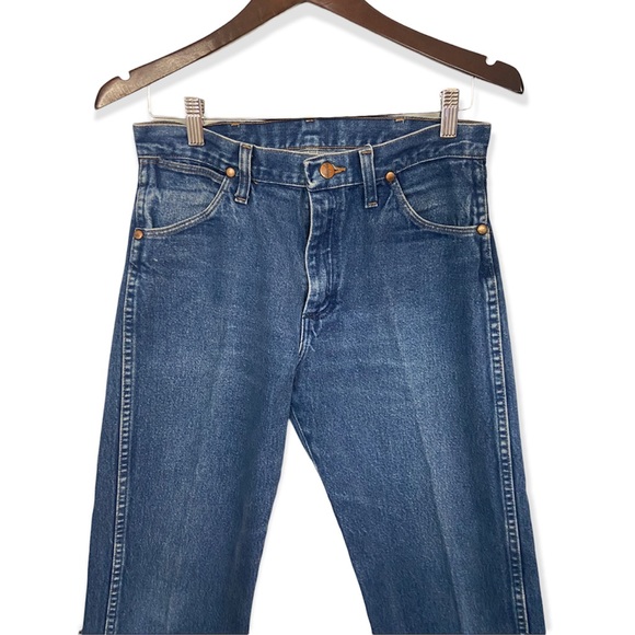 Vintage Wrangler Medium Wash High Rise Jeans - Picture 6 of 14